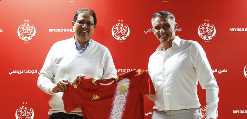 رسمياً.. الوداد الرياضي يعلن تعاقده مع الفرنسي "باتريس كارتيرون" لخلافة بنهاشم